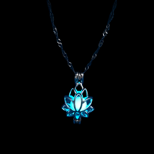 Wear Glow Lotus Pendant – Hypoallergenic, Gentle Companion for Peaceful Sleep